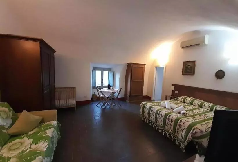Standard-huone, Il Sentiero