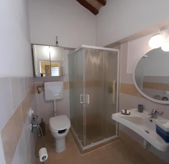 חדר קלאסי, Il Sentiero