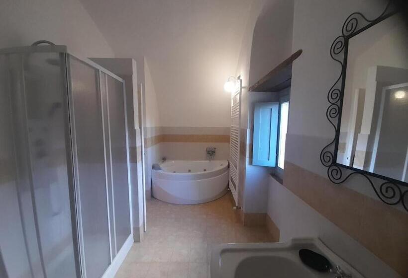 סוויטת ג'וניור דלוקס, Il Sentiero