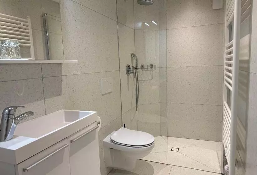 اتاق پنت هاوس, Penzion Pibernik   Adults Only