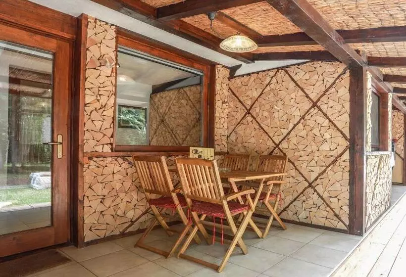 سوییت, Penzion Pibernik   Adults Only
