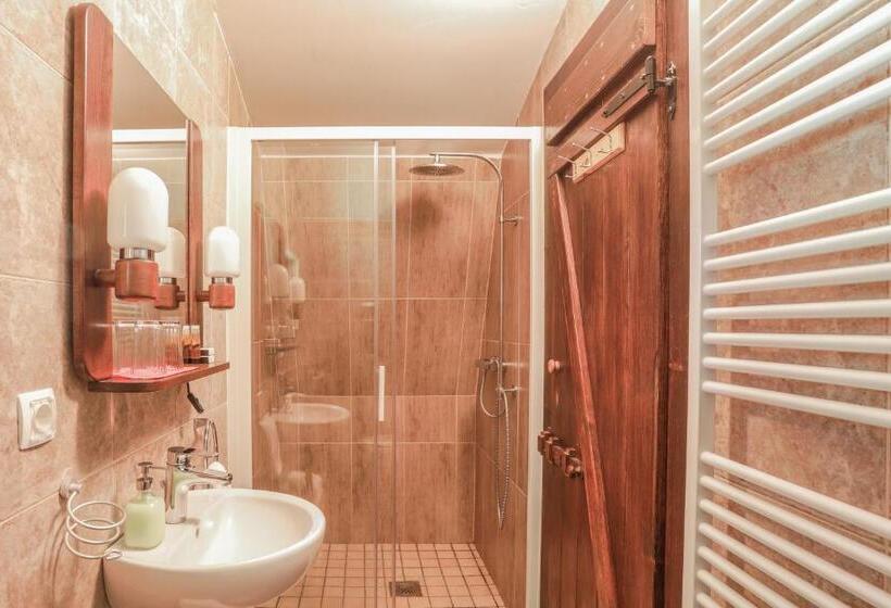 Bungalow Estándar, Penzion Pibernik   Adults Only