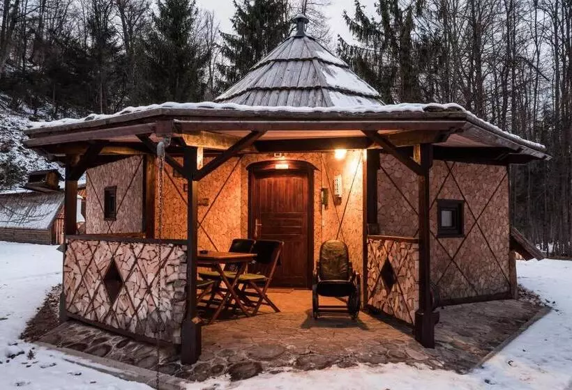 بانگلوی لوکس, Penzion Pibernik   Adults Only