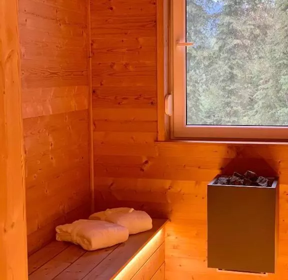 سوییت لوکس, Penzion Pibernik   Adults Only