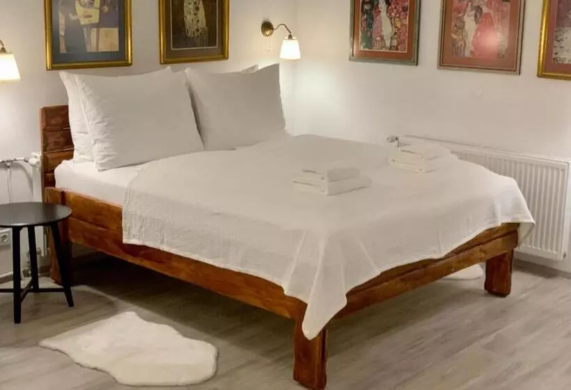 سوییت لوکس, Penzion Pibernik   Adults Only