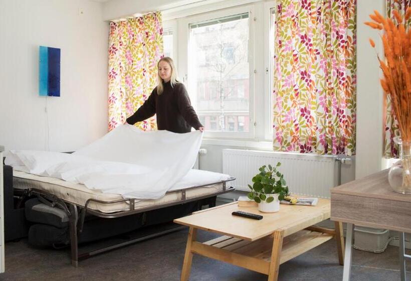 Апартаменты 1 Спальня Нижний Этаж, Slottsskogen Hostel