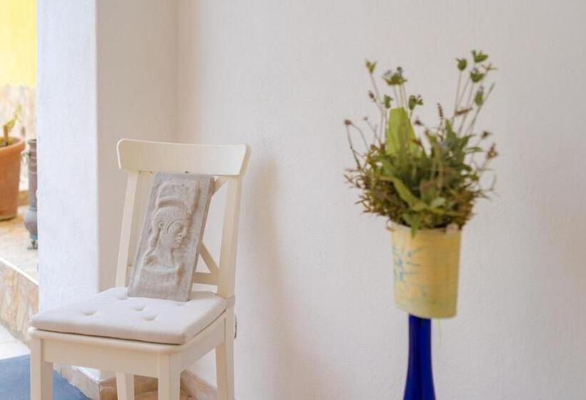 复式房间, Il Poeta