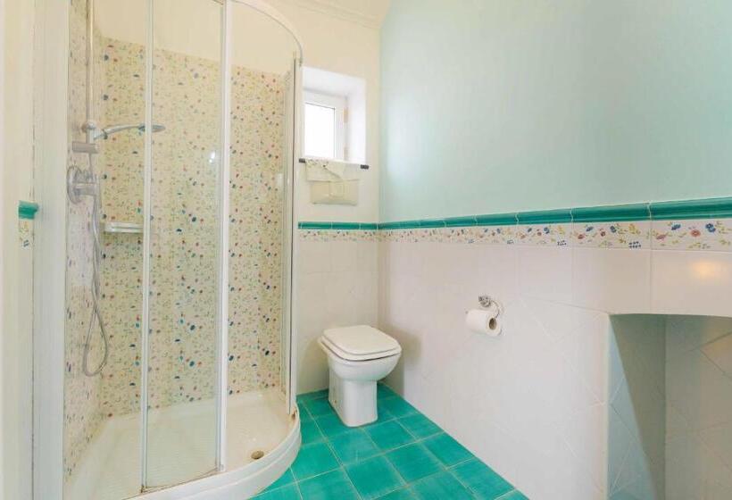 复式房间, Il Poeta