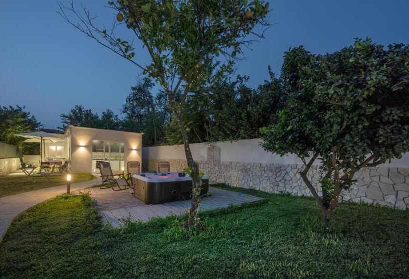 带1个卧室带泳池的公寓, Il Poeta