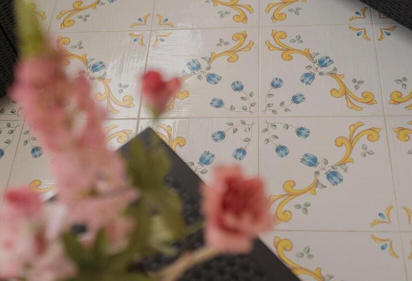 复式房间, Il Poeta