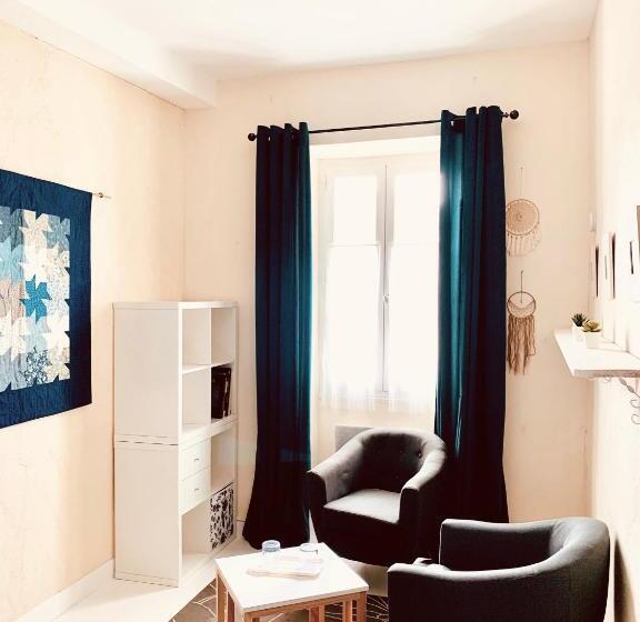 Номер Комфорт, La Maison Du Bourg B&b