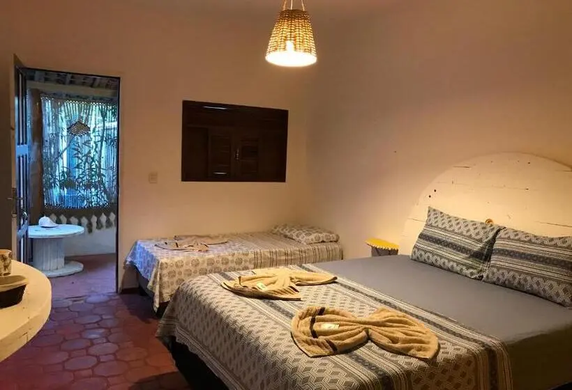 コンフォートトリプルルーム, Pousada O Mineiro Central