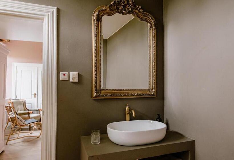 اتاق سوپریور, B&b Kasteel Baexem