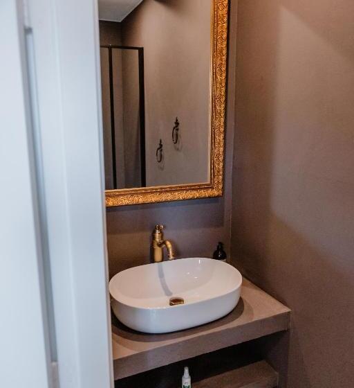 سوییت با چشمانداز باغ, B&b Kasteel Baexem