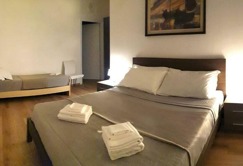 Quarto Estandar Cama King para Deficientes Físicos, La Meridiana House