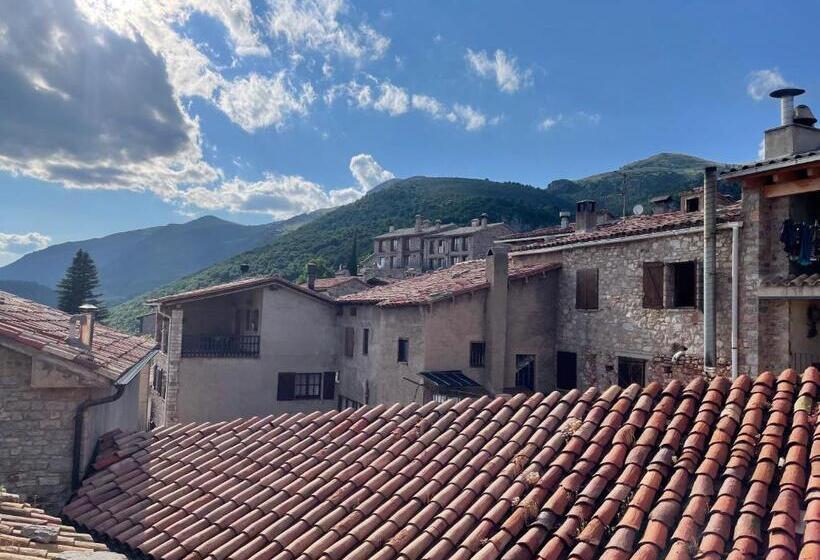 标准间带山景, Fonda Peremiquel