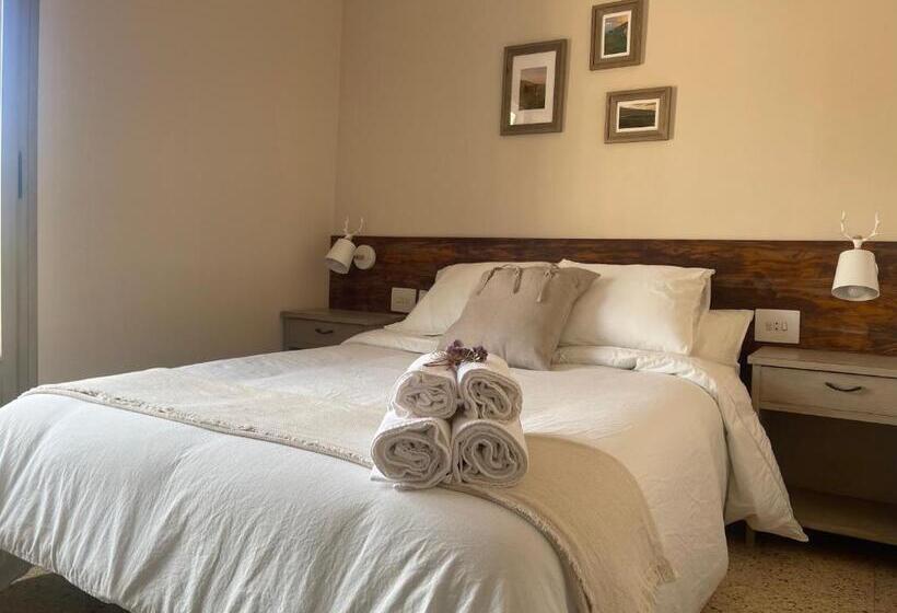 标准间带山景, Fonda Peremiquel