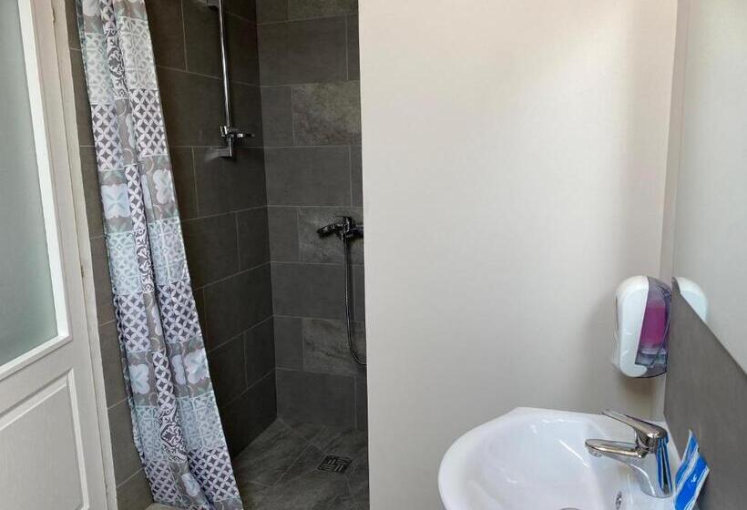 Трехместный Номер Deluxe, Boutique Rooms With Parking