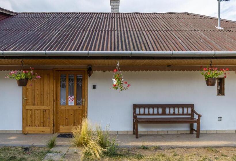 סטודיו משפחתי, Dorci Vendégház   A Piece Of Peace