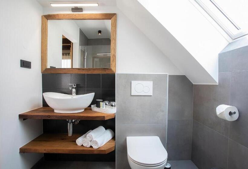1 Bedroom Apartment Mountain View, House Troha
