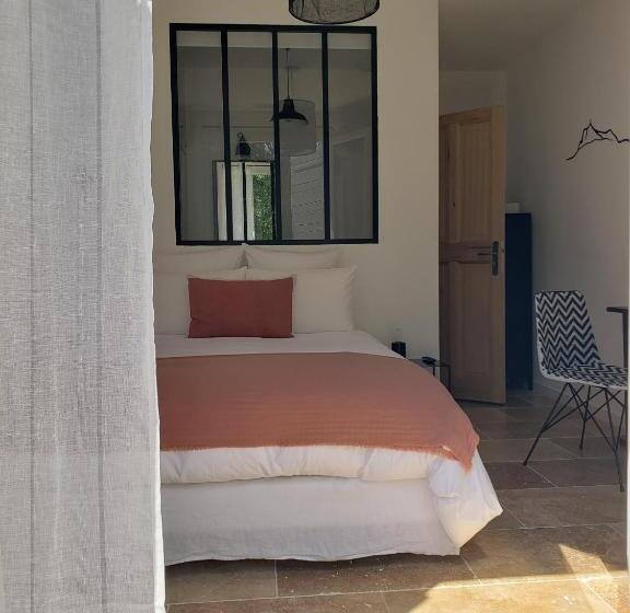 Номер Стандарт Вид на Сад, La Bastide D Alix