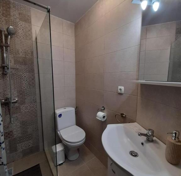 غرفة قياسية, Vila Ge