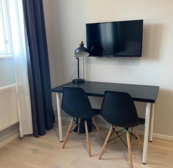 إستوديو قياسى, Foundry Hotel Apartments