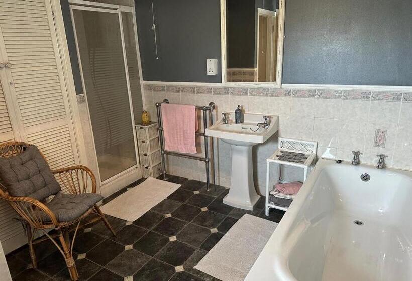 חדר סטנדרט חדר אמבטיה משותף, Marine Villa B&b