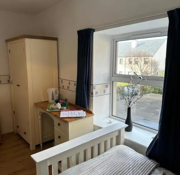 Habitació Estàndard Bany Compartit, Marine Villa B&b
