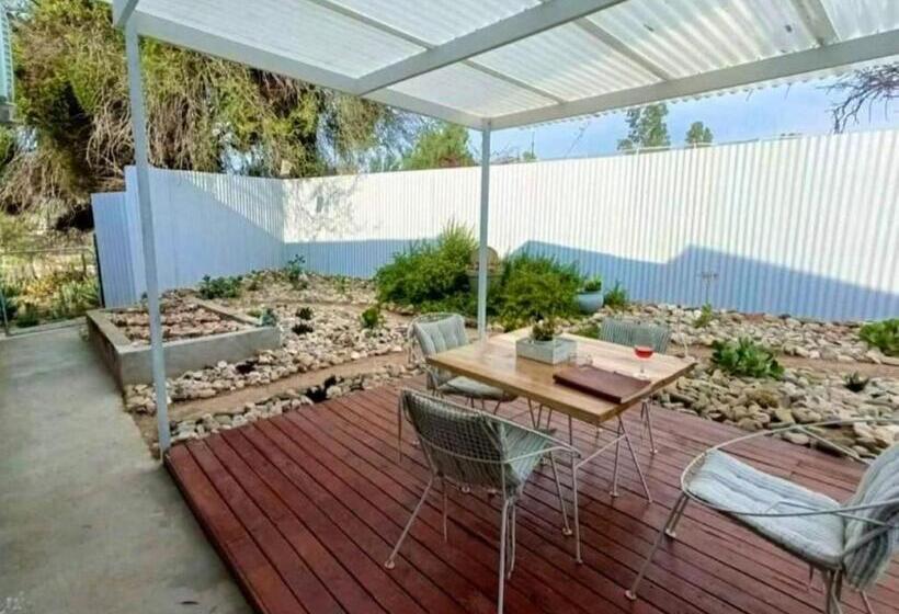 ガーデンビュースタンダードルーム, Karoo Nest Calitzdorp