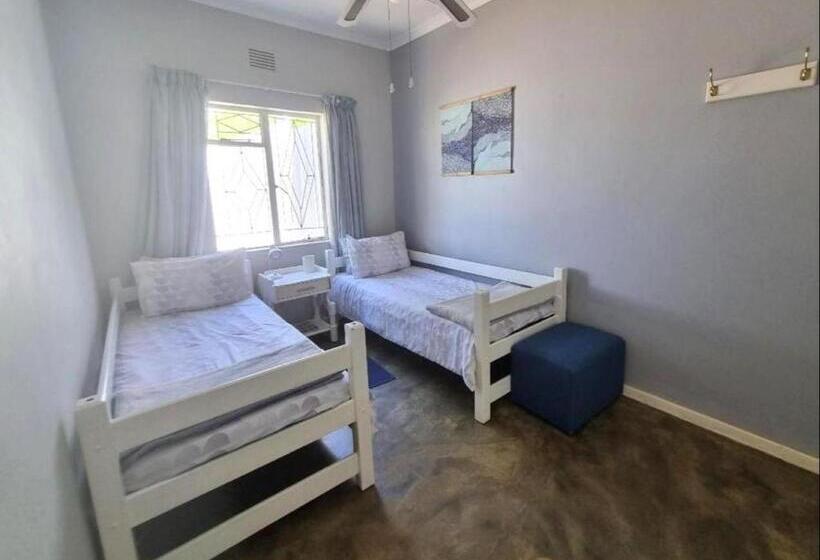 ガーデンビュースタンダードルーム, Karoo Nest Calitzdorp