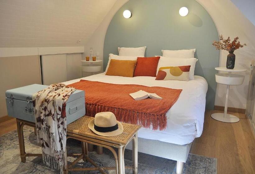 غرفة قياسية مع حمام خارجي, Ker Embellie