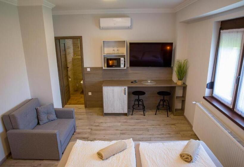 스탠다드 룸 킹사이즈 침대, Kukorica Csárda Apartman