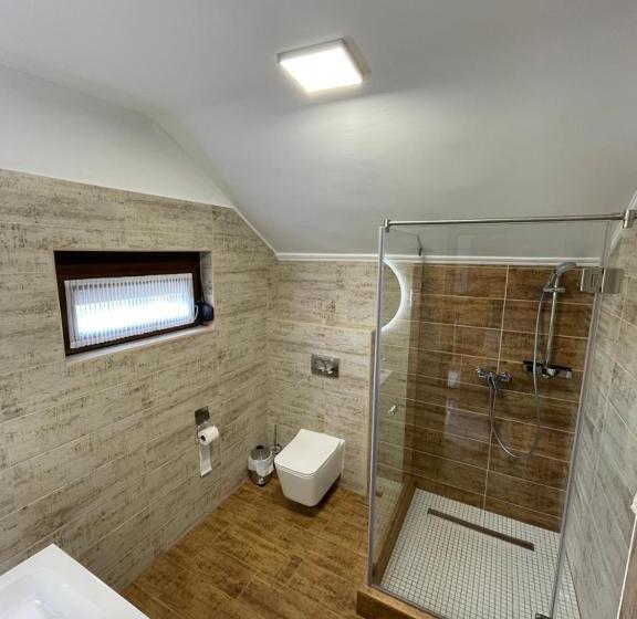 标准间带阳台, Kukorica Csárda Apartman