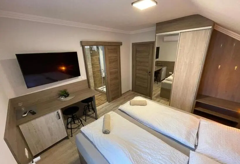 テラス付きスタンダードルーム, Kukorica Csárda Apartman
