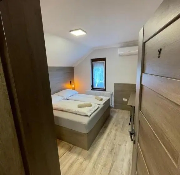 スタンダードルーム, Kukorica Csárda Apartman