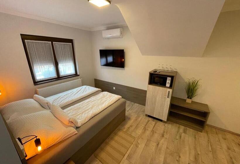 패밀리 스위트, Kukorica Csárda Apartman
