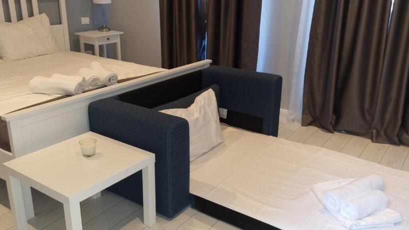 带大床的标准间, Chg Boutique