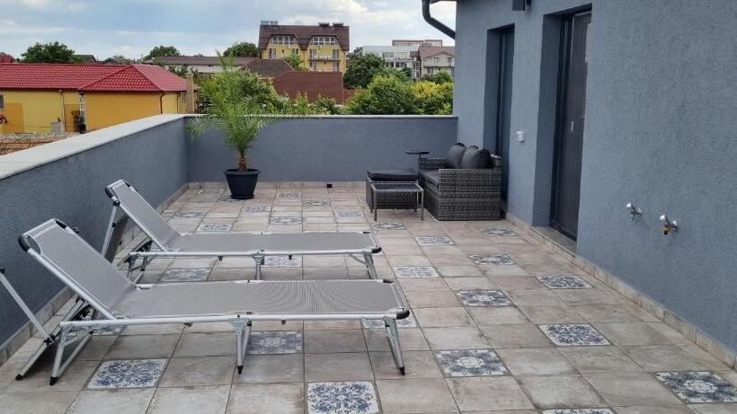 带阳台的豪华间, Chg Boutique