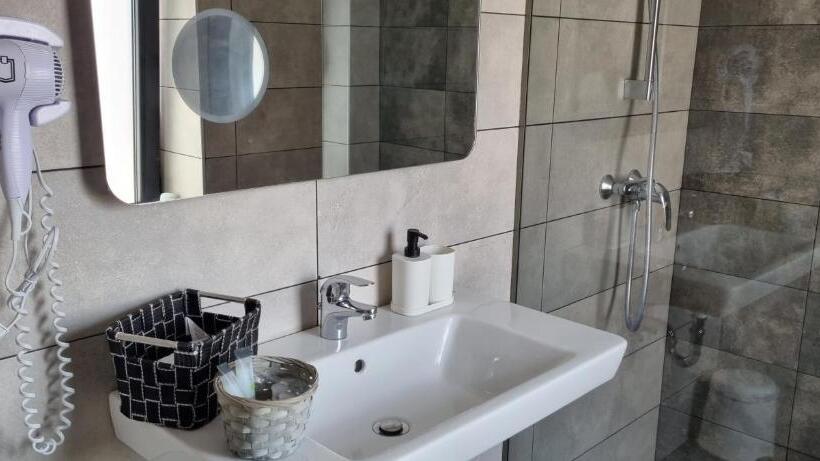 带阳台的豪华间, Chg Boutique