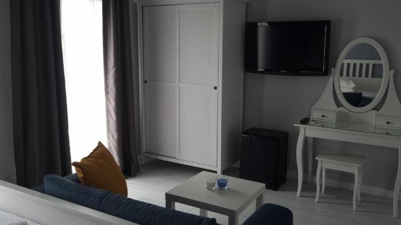 带大床的标准间, Chg Boutique