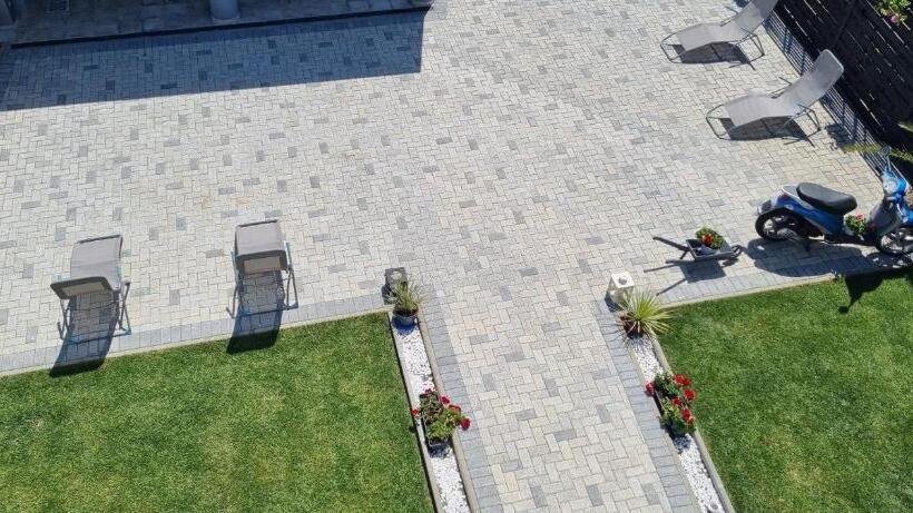 带阳台的豪华间, Chg Boutique