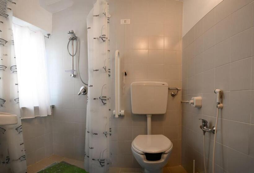 غرفة عائلية, Il Martinetto Bed & Breakfast