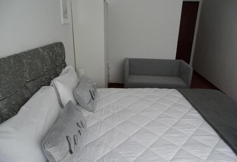 标准间, Enchanted Villa