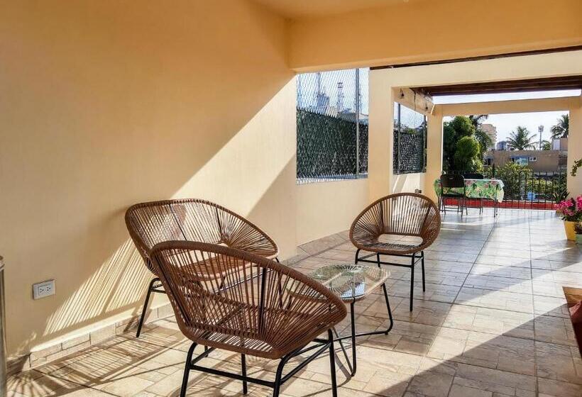 带共用浴室的标准房间, Hostal En El Centro Lakiwa