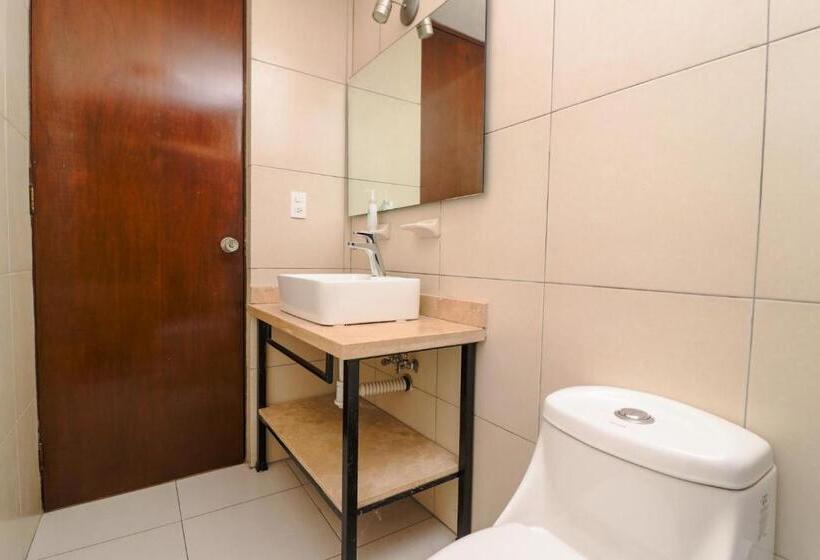 标准间, Hostal En El Centro Lakiwa