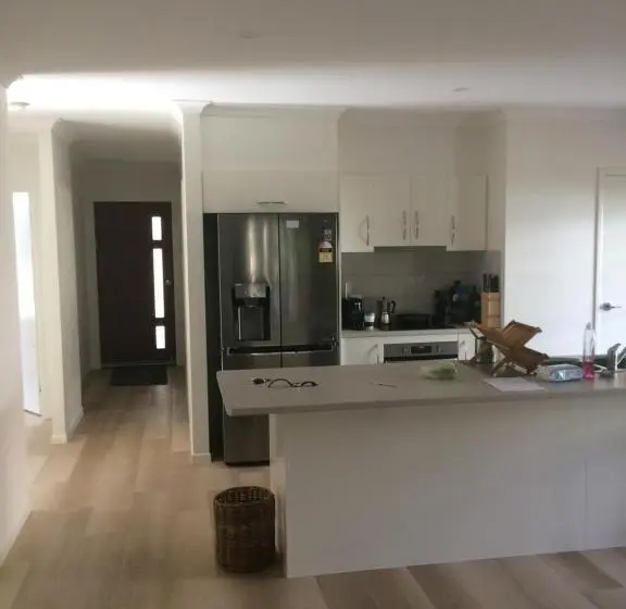 デラックスルーム, Share Rainbow Denny S House