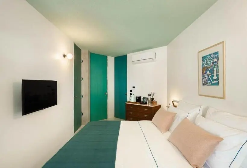 バルコニー付きデラックスルーム, Covelo The Original Rooms And Suites