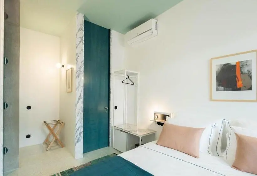 スーペリアールーム, Covelo The Original Rooms And Suites