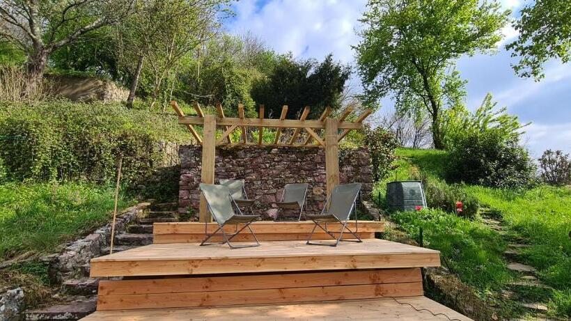 デラックスルーム, Les Chemins D Elika